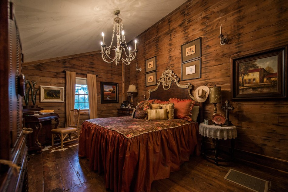 east-texas-log-cabin-heritage-barns-7